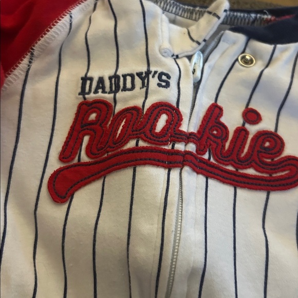 Carters Bundle 6-9M - Picture 4 of 4